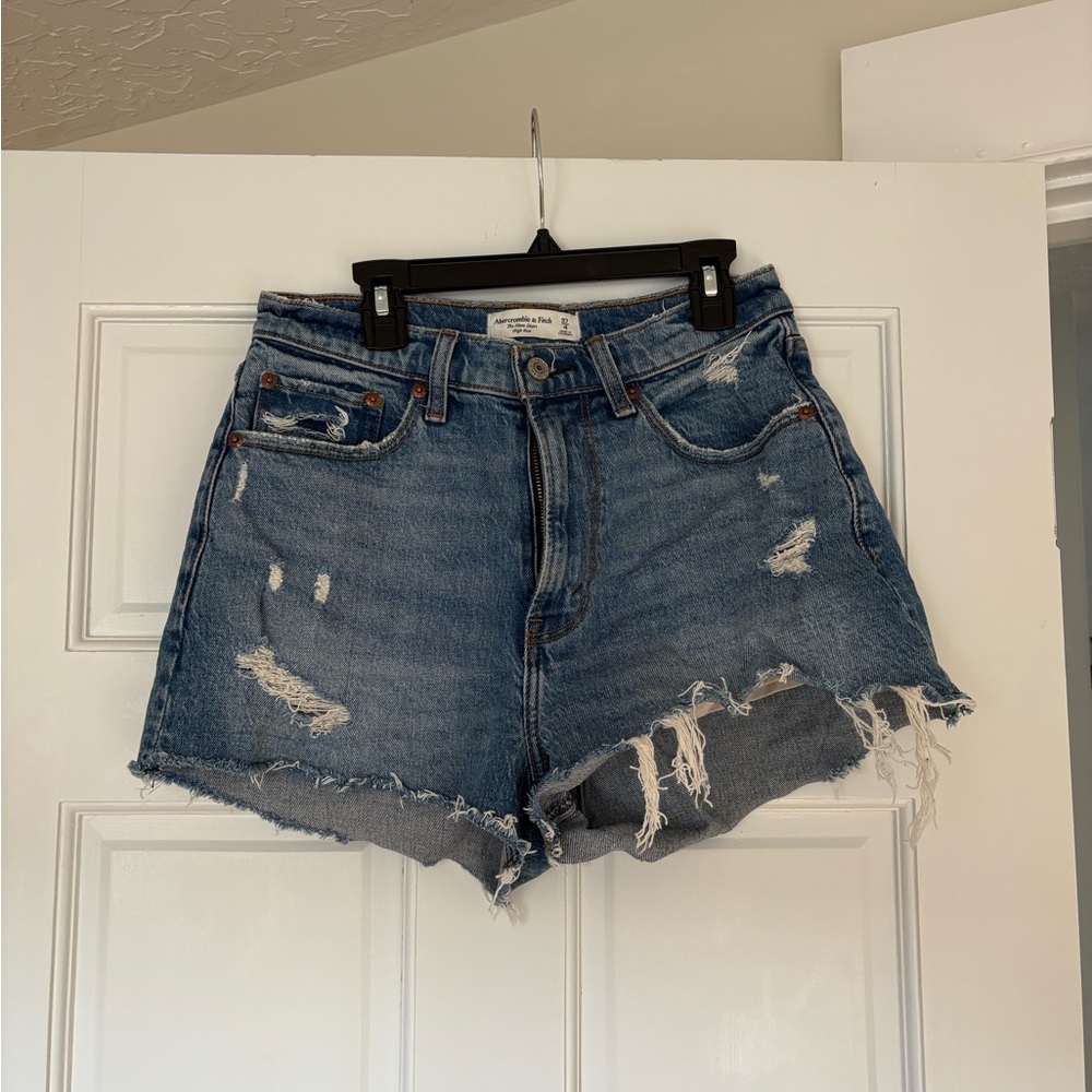 Abercrombie & Fitch Curve Love High Rise Mom Shorts